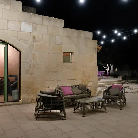 Masseria Costa 农家乐 *